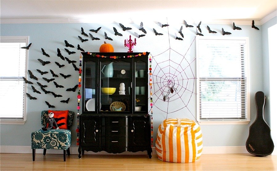 indoor halloween decorations