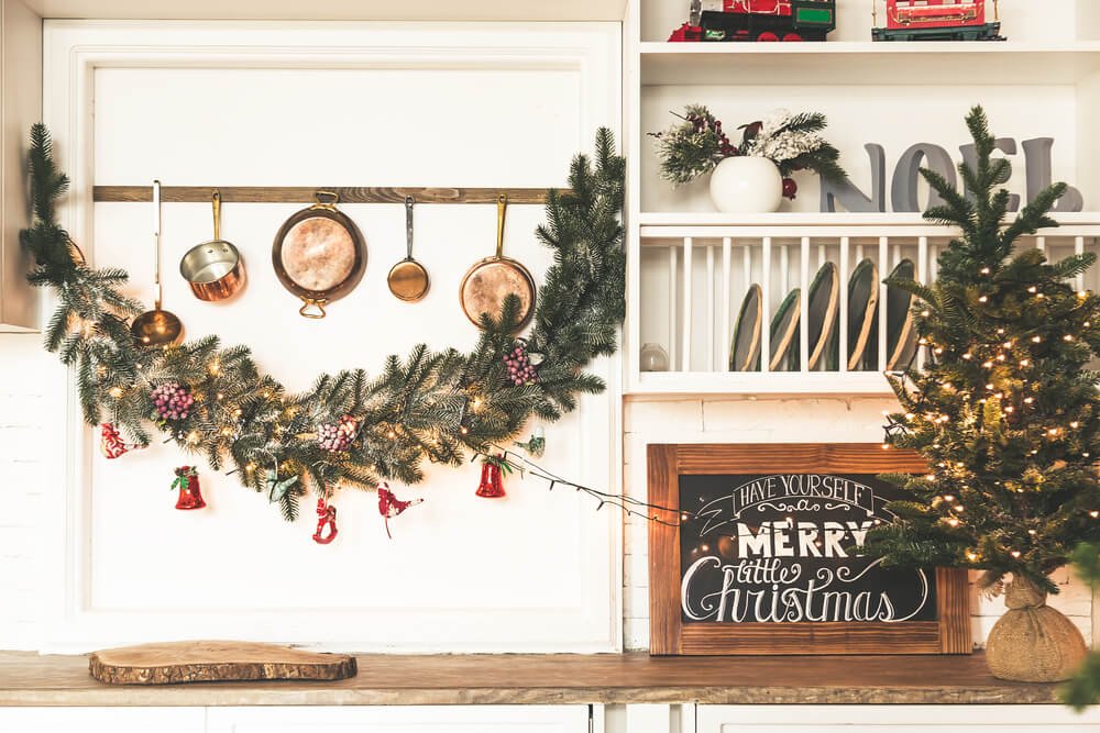Kitchen Cupboard Garland Decor