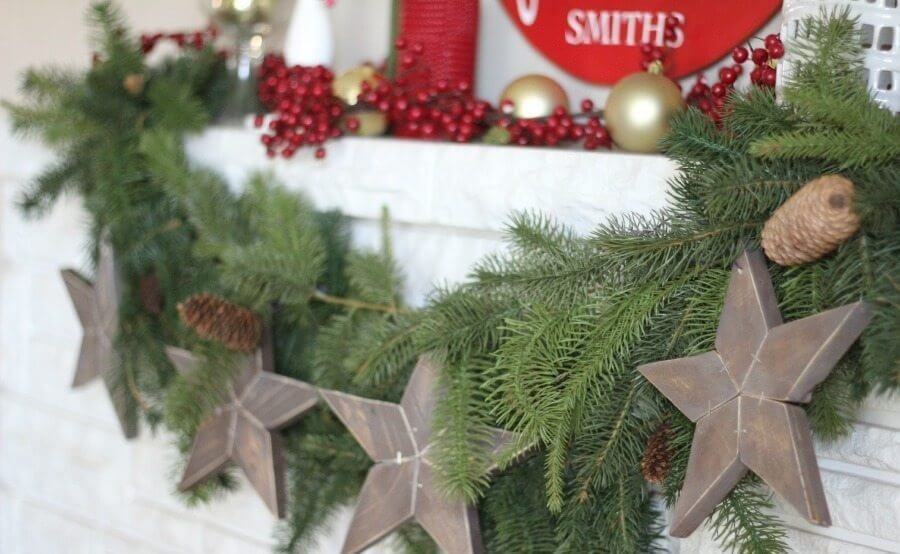 Wooden Stars Garland Mantel Decor