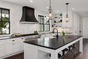 Black and White Kitchen Cabinets 1