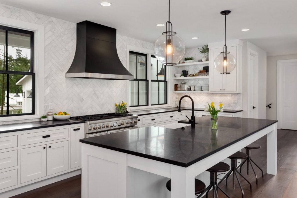 Black and White Kitchen Cabinets 1