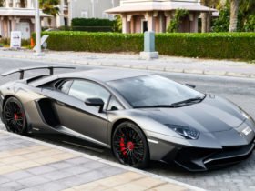 Save Time While Renting Luxury Cars 2