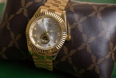 Restoring & Repairing Vintage Watches 1